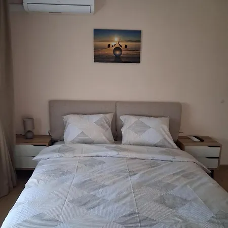 на село *