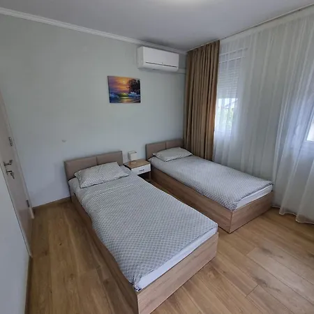 на село * Garmen