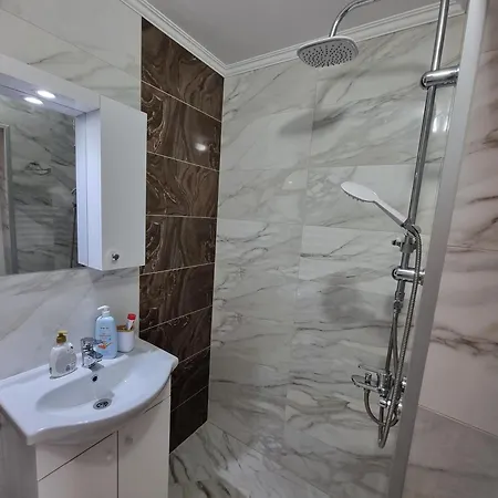 на село Nyaraló Garmen